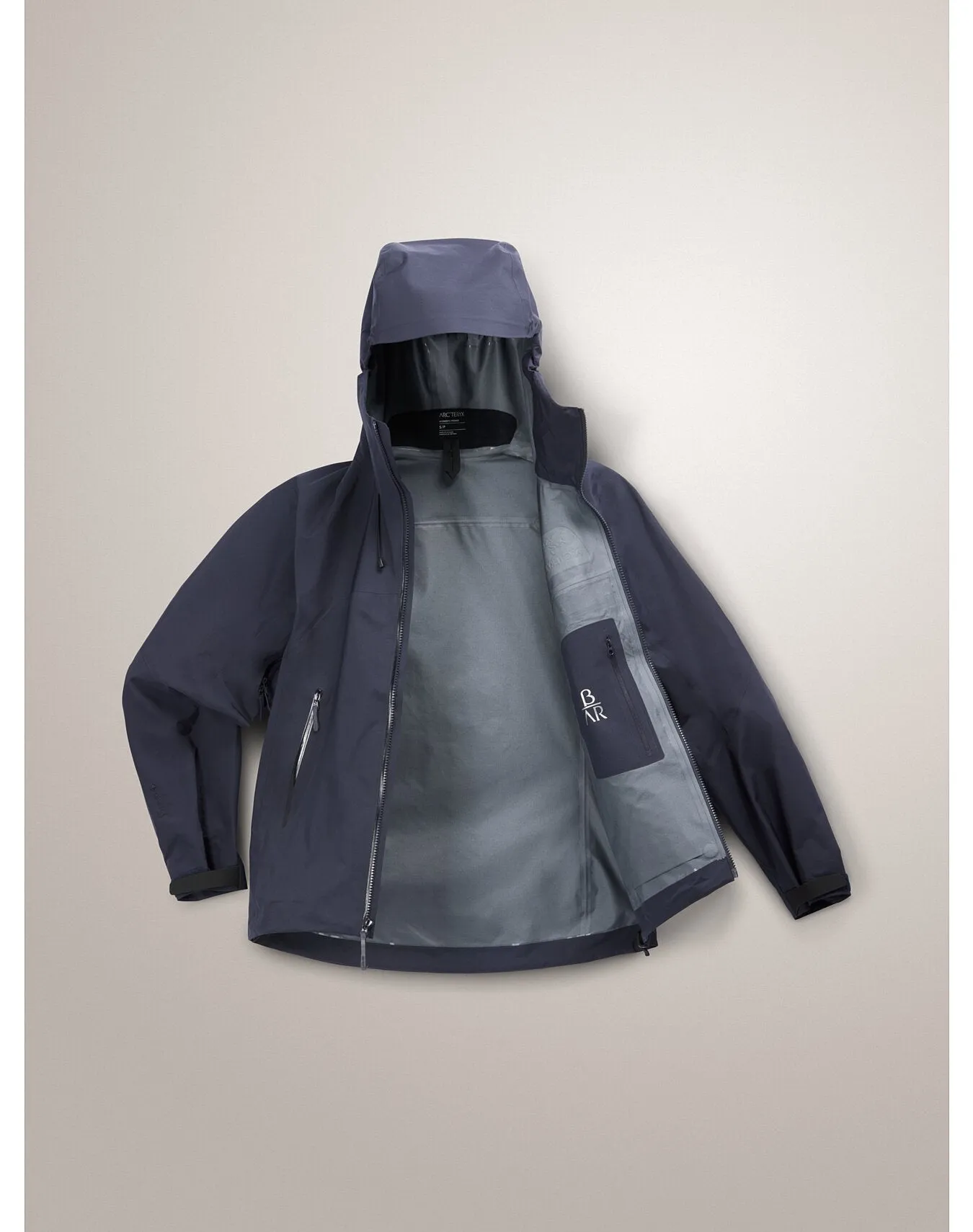 Beta AR Jacket w/Stormhood Women's