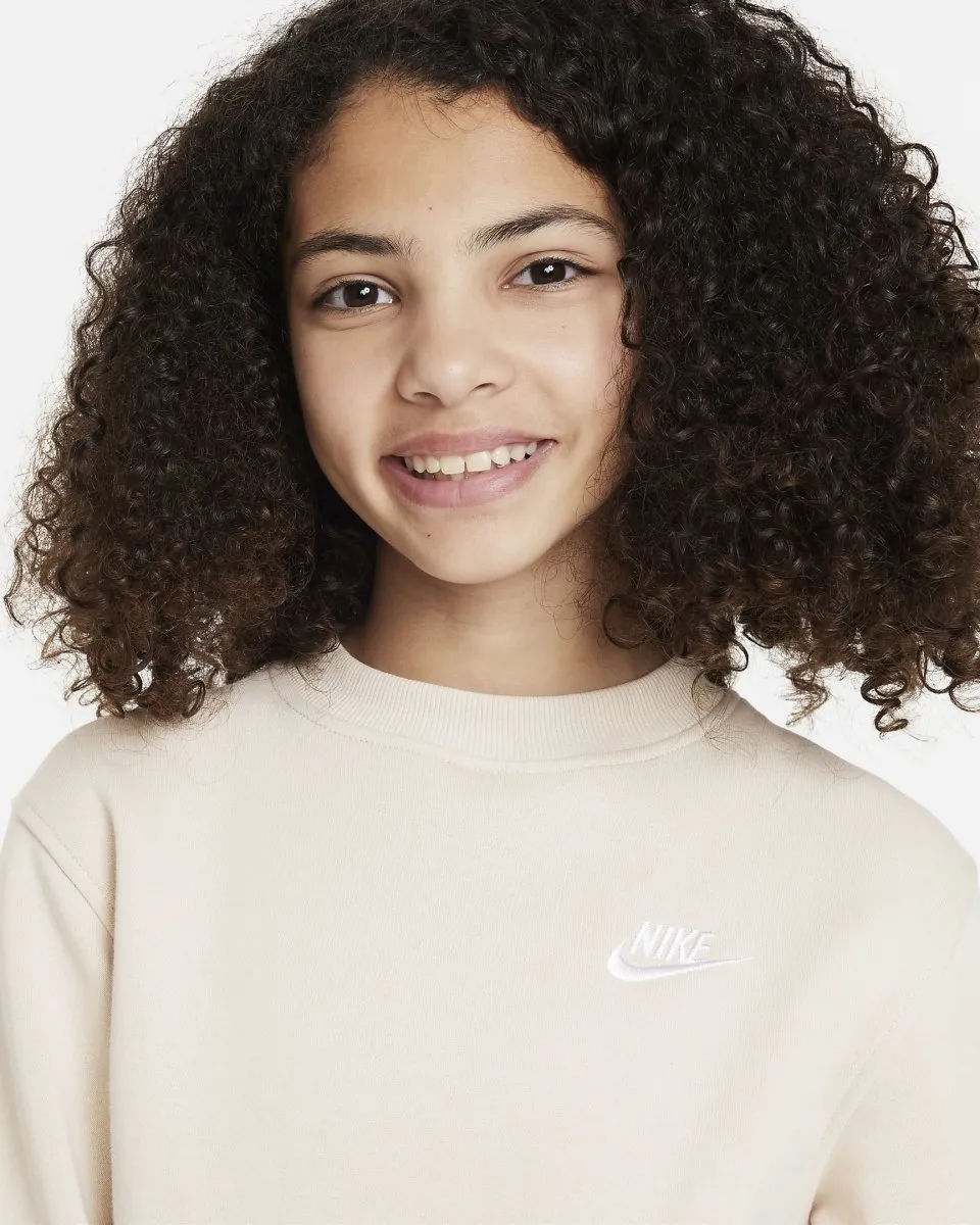 NIKE JUNIOR SPORTSWEAR CLUB SAND SWEATSHIRT