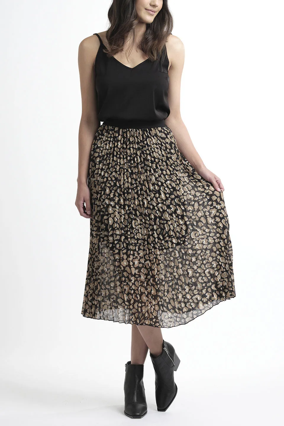 Sunray Black Flintstone Pleated Skirt